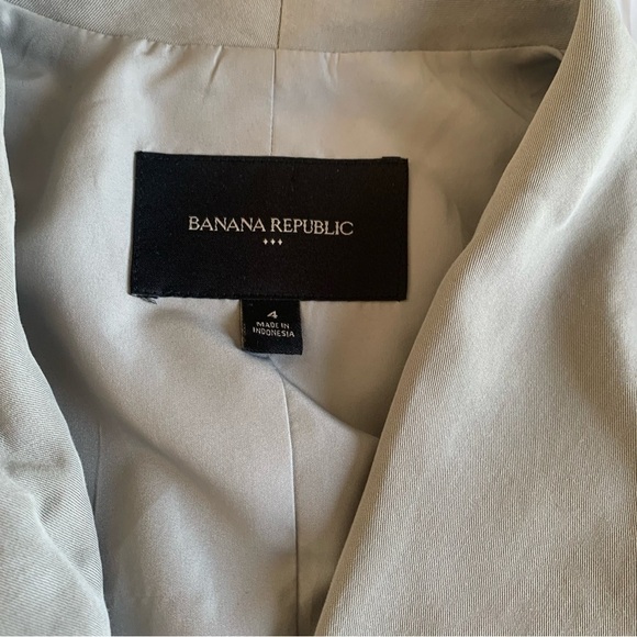 Banana republic  vest size 4 light grey/green - Picture 2 of 12